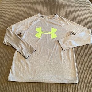 Boys’ Under Armour long sleeved dri fit shirt